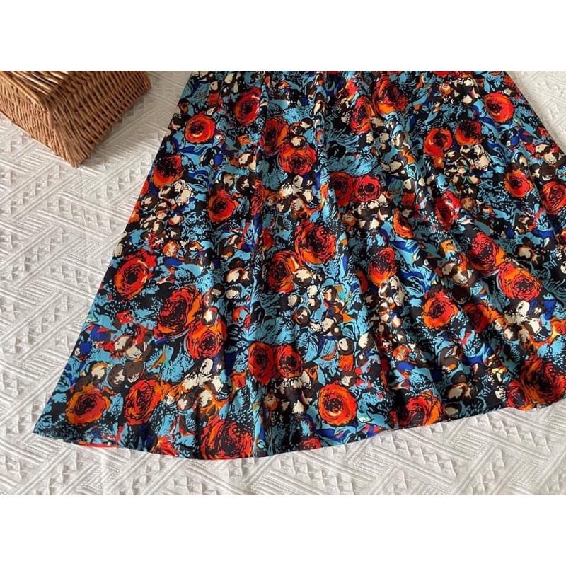 Dress midi tay phồng