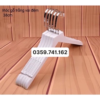 Móc áo gỗ trắng có đệm vai - đầu móc vuông