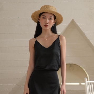 ÁO HAI DÂY LỤA satin cổ V hở lưng cao cấp ( điểm 4 dây ) Tinh tế - Sang trọng (có bigsize) | LIOLA