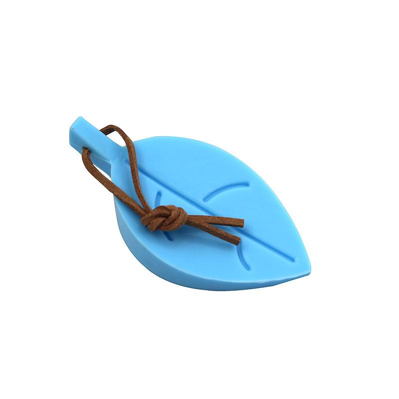 Chặn cửa silicone hình chiếc lá giúp cho chặn cửa an toàn chống va đập, kẹp tay