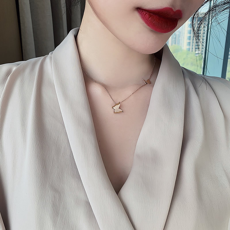 Vòng cổ mạ vàng hồng gắn hình bướm thời trang Hàn Quốc