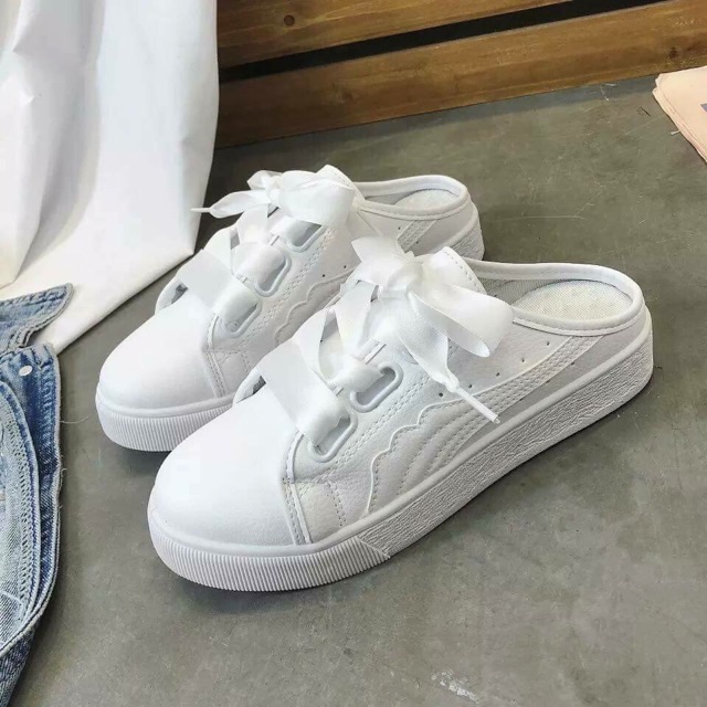 GIÀY THỂ THAO HỞ GÓT