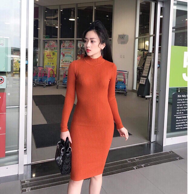 Váy len tăm  body cổ cao 5P