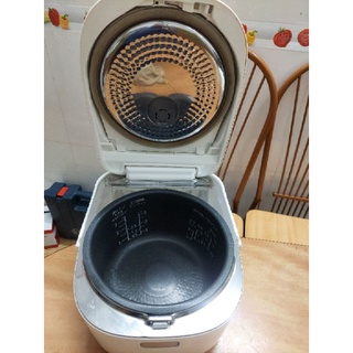 Nồi cơm điện cao tần Panasonic 1L