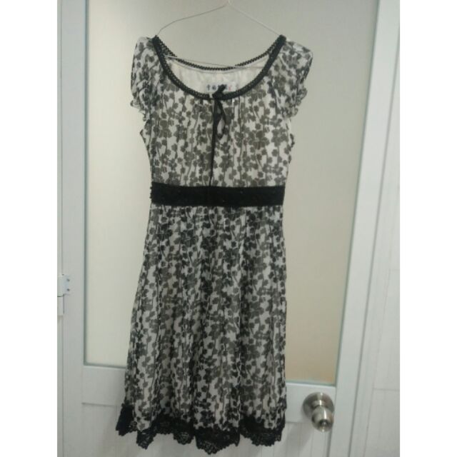 M06. Đầm Voan Size M. Hàng thùng