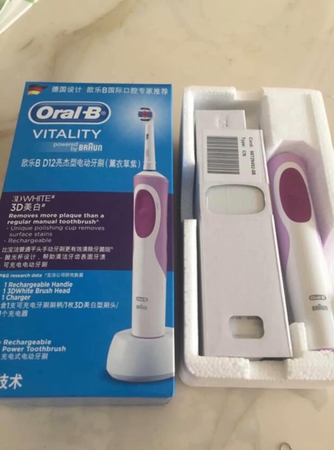 Bàn chải điện Oral B