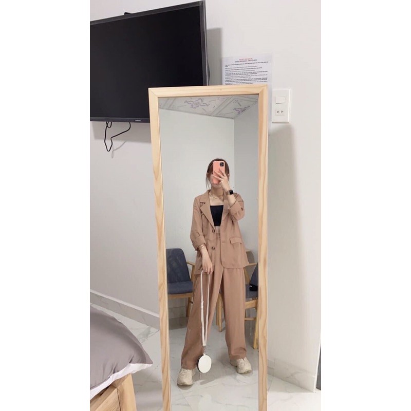 Áo croptop cuốn biên in Banana