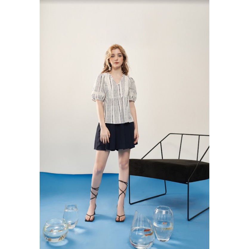 Quần short xoè giả váy đũi xốp navi 1SO1015 ADORE DRESS
