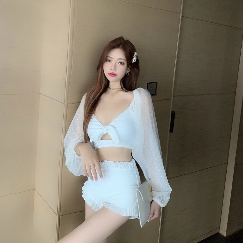 Đồ Bơi đi biển bikini hai mảnh quần cạp cao, quần dạng đùi, áo ngực cut cột nơ, tay ren dài phồng tiểu thư G2M12