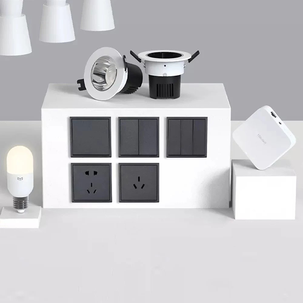 Bộ điều khiển đèn Yeelight Gateway BLE Mesh