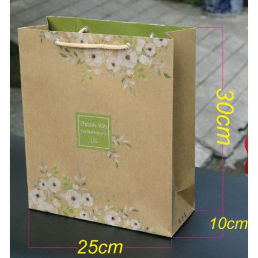 50 túi giấy Kraft Nhật (mẫu 1) đựng quần áo đựng nước hoa đựng quà tặng size 30x25x10cm