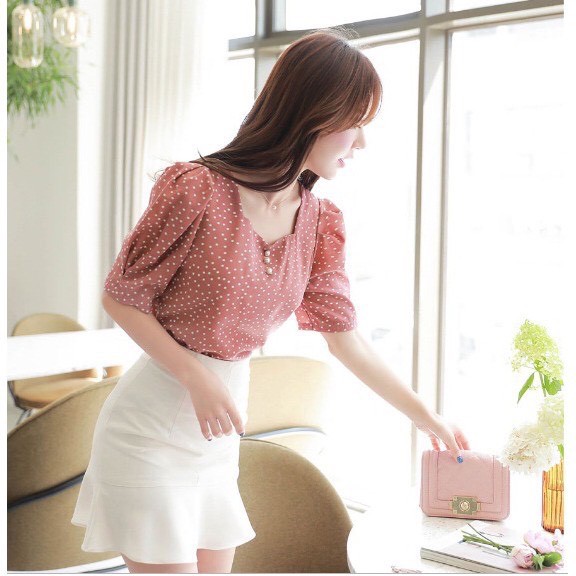 Áo kiểu nữ họa tiết chấm bi xinh xắn thích hợp mặc đi làm, dự tiệc hoặc dạo phố