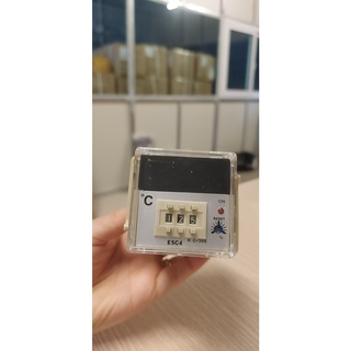 ĐỒNG HỒ NHIỆT ĐỘ E5C4-R20K (bao gồm cả đế)