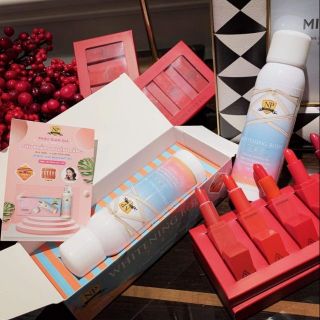 Xịt truyền trắng nellyp tặng 5 son