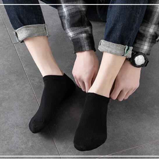 Đôi vớ cotton màu trơn thoải mái trẻ trung thời trang dành cho nam