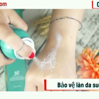 Xịt Chống Nắng JM Solution 180ml Hàn Quốc.