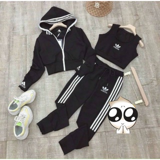 Set thể thao 3 món.
