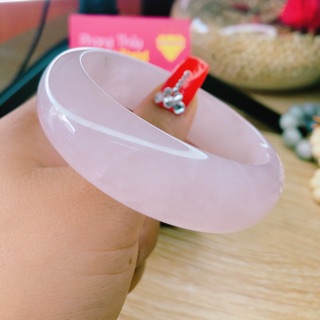 Vòng tay đá thach anh hồng bản 20mm
