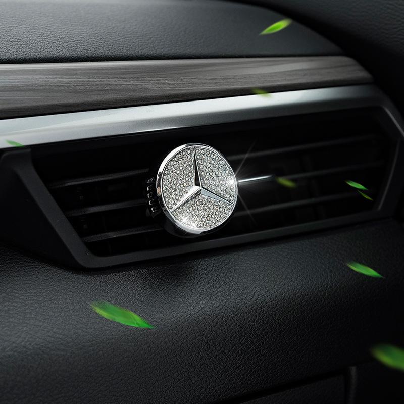 Nước hoa cài cửa gió điều hòa ô tô gắn đá logo Kia, For, Audi, Toyota, Mitsubishi, ...sang trọng