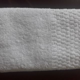 Khăn lau đầu trắng khách sạn