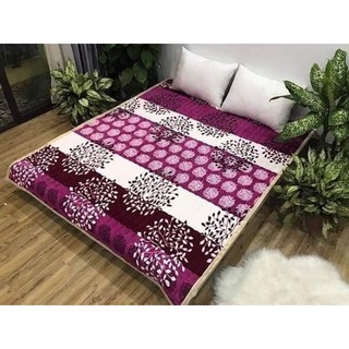 Thảm trải giường