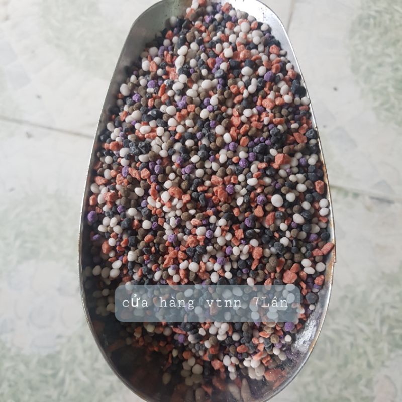 Phân bón NPK 20.20.15 Đầu Trâu túi 1kg