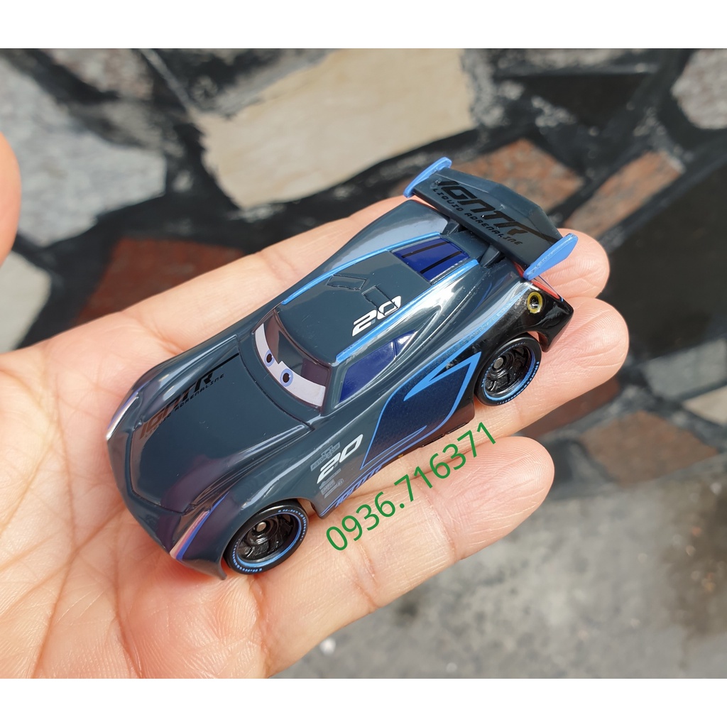 Mô hình xe đua màu xanh đen tomica Nhật Bản có hộp