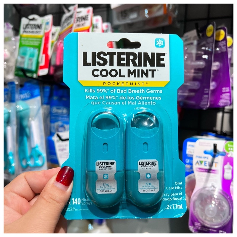 Xịt thơm miệng diệt khuẩn Listerine 7.7ml Mỹ