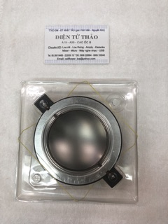 Col Titan 750 nhấn
