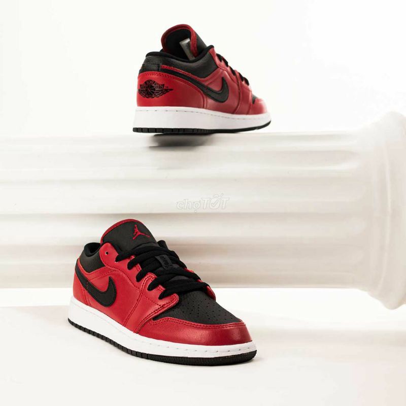 Giày thể thao chính hãng Nike Air Jordan 1 Low Gym Bred unisex