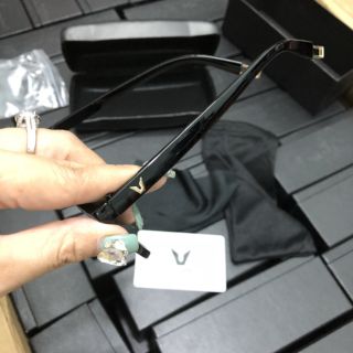 Kính MG full box