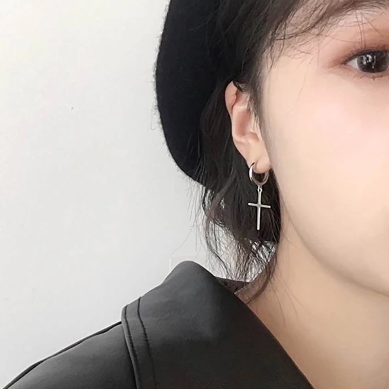Đôi bông tai hình thánh giá thanh lịch cho nữ