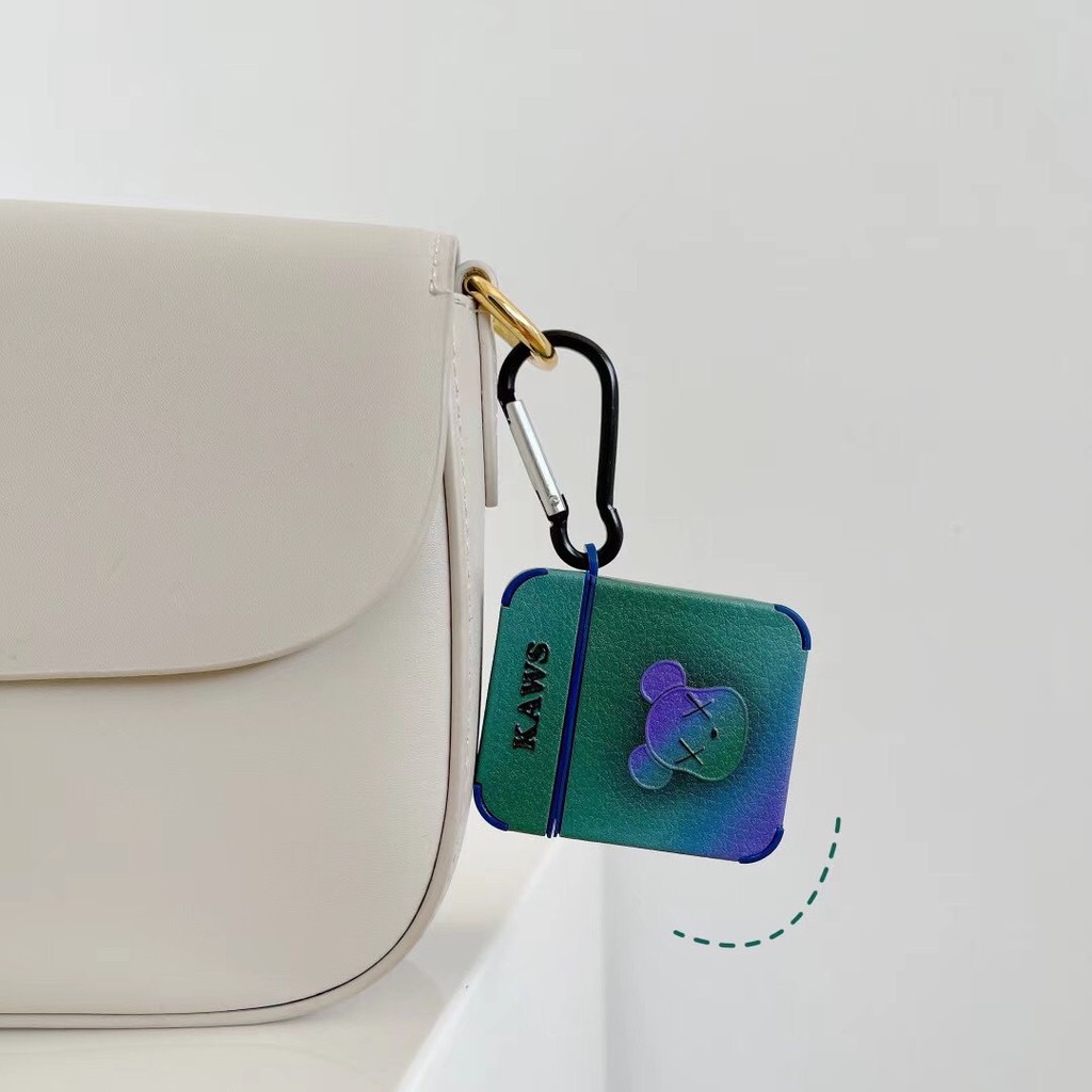 Vỏ Bảo Vệ Hộp Sạc Tai Nghe Airpods 1 / 2 / Pro Bằng Da Chống Rơi Hình Gấu Kaws | BigBuy360 - bigbuy360.vn