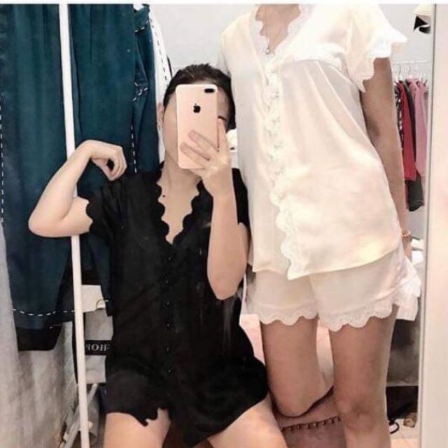 Bộ ngủ phi lụa ren nút ngọc cực xinh