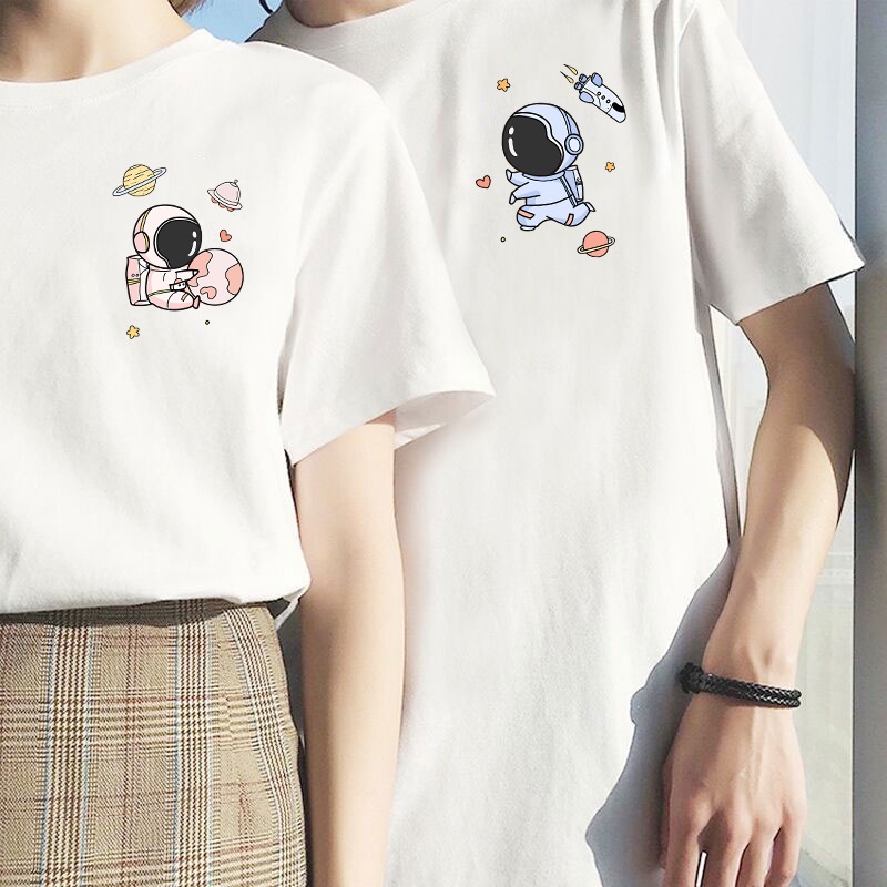 Áo đôi nam nữ, áo cặp in hình phi hành gia chất cotton thấm hút không bong tróc