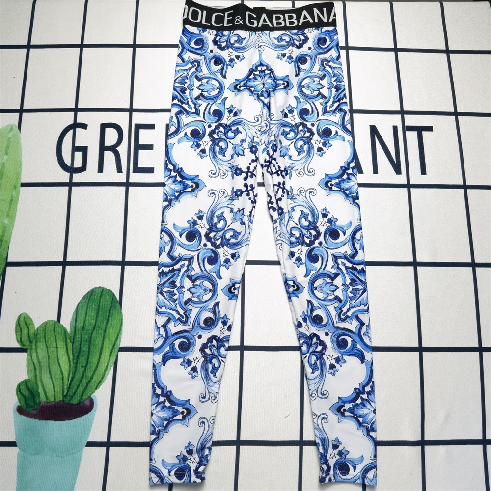 Set Áo bra Và Quần Legging Thể Thao Họa Tiết Majolica