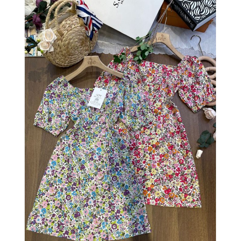 [Mã SKAMA06 giảm 8% tối đa 50K đơn 250K] Đầm hoa cổ vuông tay con ( hính thật) | BigBuy360 - bigbuy360.vn