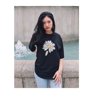 Áo thun seegudinallthings Daisy/ Black_White