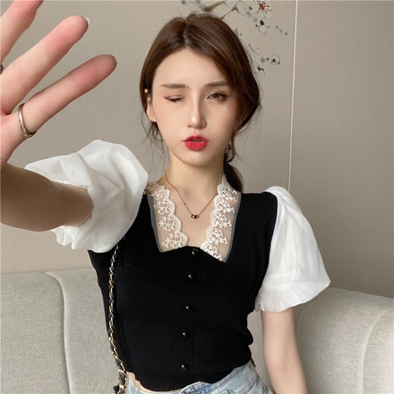 Áo kiểu nữ phối ren dệt kim tay ngắn quyến rũ dạng croptop