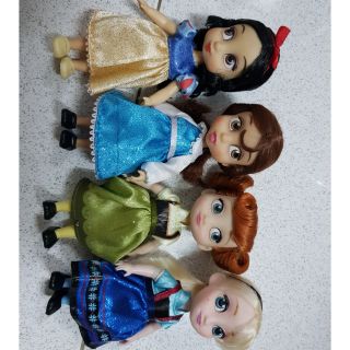 Búp bê animator mini tuyết và bell