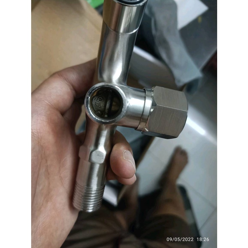 Vòi Sen Tắm Nước Lạnh - Củ Sen Lạnh Inox 304