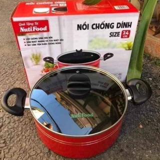 Nồi chống dính nutifood 24cm. đáy nồi có vân chống trượt.