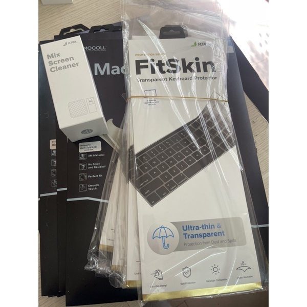 Bộ dán Macbook 16” 2019 Mocoll , JCPal 5in1 Macguard Silver và Gray