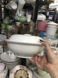 Âu cơm có nắp