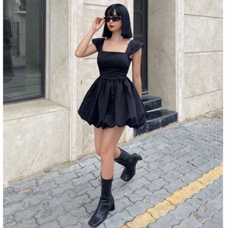 A. Đầm Xoè Cúp Bồng Đen Amelie