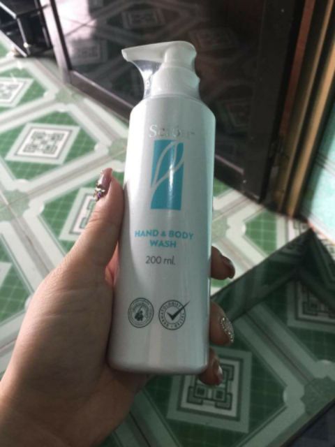 Sữa tắm scion Hand& body Wash