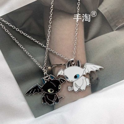 Vòng cổ hình chú rồng răng sún cá tính - Vòng đôi nam nữ chất liệu titan