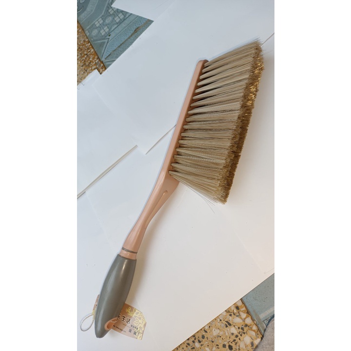 Chổi nhựa phủi bàn Bida, lau dọn góc cầu thang