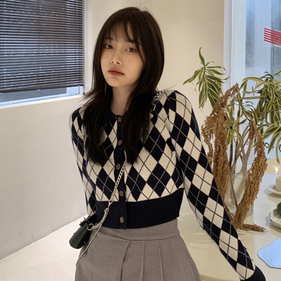 Hàng Sẵn_ Áo len crotop ngắn tay trẻ trung viền cổ polo Hadu shop