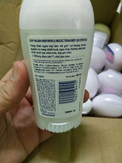 Sáp lăn nách Nivea ngọc trai